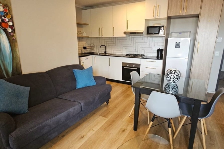To Let 2 Bedroom Property for Rent in Bloubergstrand Western Cape